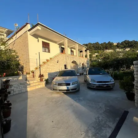 G.l. Apartament *